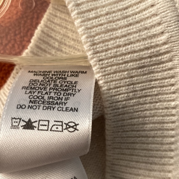 V Neck Men Sweater size L Light Cream with different shades of brown stripes. - Picture 6 of 6